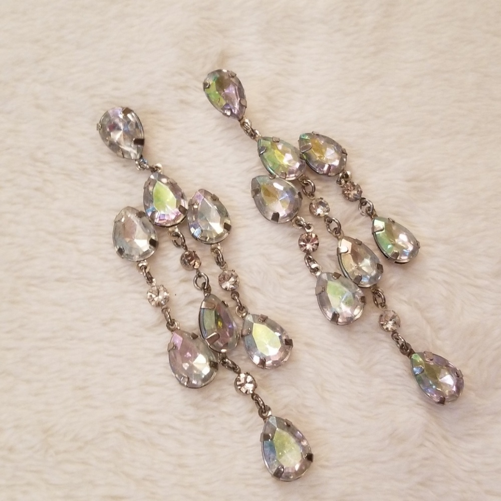 Holographic earings